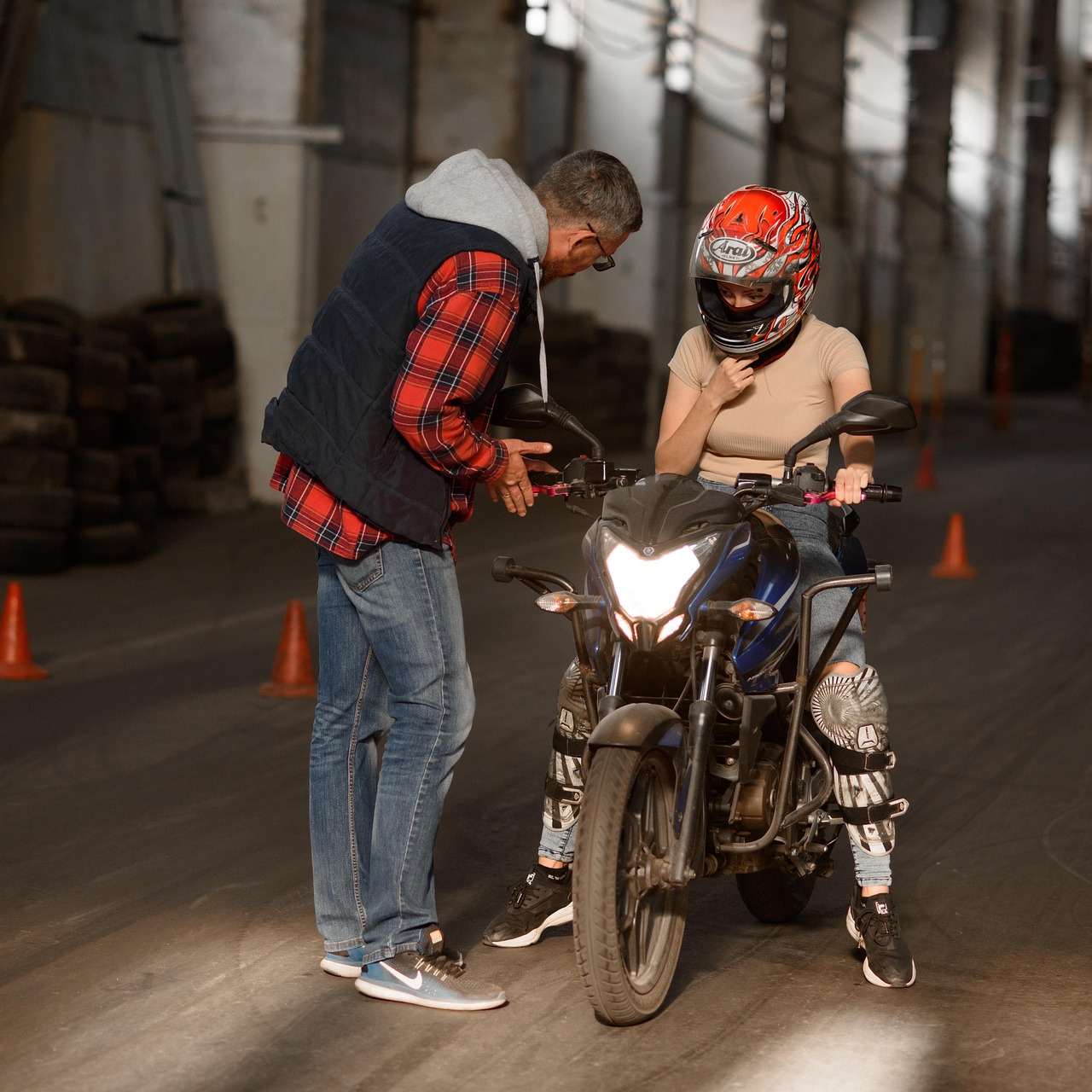 微信新老号买卖:流量卡可以分享使用吗?如何分享?